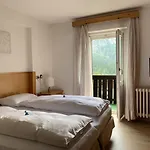 Ξενοδοχείο Wellness Bladen