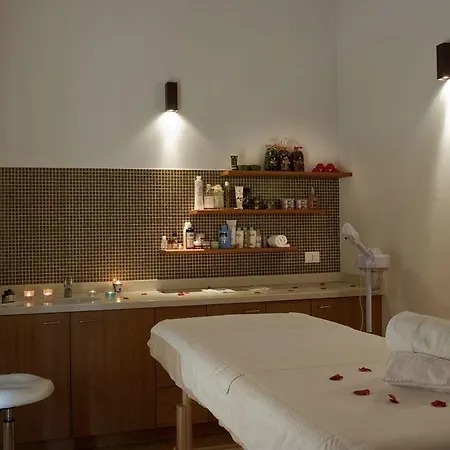Wellness Bladen 萨帕达
